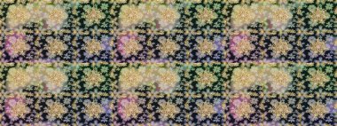 El yapımı dekoratif çerçeve, albüm kapağı, tebrik kartı, klasik Art deco tarzı. Altın karalama fantezi yapraklarından Raster soyut çiçek çelengi ve gri ve nötr renklerde çiçek..