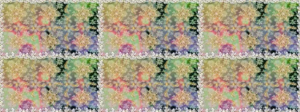 Barok tarzında altın çiçekli süs. Damask pürüzsüz yineleme kalıbı. Tarafsız ve bej renklerde altın element. Antika altın tekrarlanabilir duvar kağıdı.