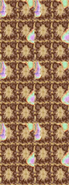 Kraliyet lüksü, altın barok kumaş rengi eskiz. Raster eskiz deseni altın antika çiçekli ortaçağ dekoratifi, yapraklar ve kahverengi renkli altın desenli süslemeler..