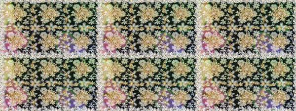 Süslü raster dekorasyonu. Gri ve nötr renklerde altın desenler ve altın elementler. Barok tarzında duvar kağıdı tasarımı için kusursuz damaske deseni arkaplanı.