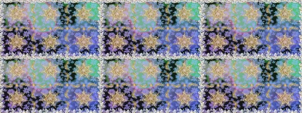 Oyma. Altın kaplamalı mavi ve nötr zemin. Patina. Lüks mobilyalar. Mavi renkli ve altın elementli desen. Kusursuz ahşap oyma. Küçük bir alan derinliği. Klasik mobilya stili