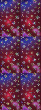 Düğün davetiyeleri için çiçek deseni, tebrik kartları, hatıra defteri, baskı, hediye paketi, imalat. Suluboya tarzında mor ve kırmızı çiçekli zarif bir eskiz deseni, tasarım elementleri. Düzenlenebilir