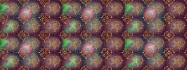 Vadinin çiçekleri kahverengi, mor ve gri renklerde. Raster çiçek desenleri çiziyor..