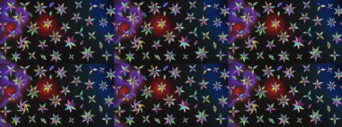 Çiçekli karalama şeklinde Raster çiçek deseni. Nazikçe, renkli yaz çiçekleri. Raster illüstrasyonu.