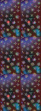 Çiçeksel çizim kalıbının yansıması. Vadinin renkleri.