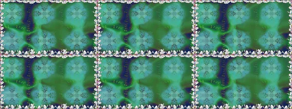 Çiçek desenleri yeşil ve mavi renklerde, el yapımı papatyalar, papatyalar. Tekrarlayan çiçek arkaplanı, zarif yeşil ve mavi çiçekler duvar kağıdı.