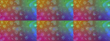 Çiçeksel elementlerle süslenmiş zarif raster dokusu. Kahverengi ve mor renkli parlak çiçekli soyut çizim deseni. Küçük çiçekte şirin bir çiçek deseni var..