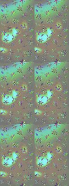 Suluboya elle çizilmiş çiçek desenli eskiz deseni. Parlak renkli fantezi çiçekleri, yapraklar, gri ve bej renkli tomurcuklar, gri ve bej renkler.