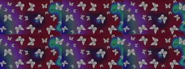 Mor ve kahverengi arka planda güzel renkli bir kelebek. Sırtın için parlak bir dövme. Tropik gerçekçi kelebek. Kelebek tasviri. Raster..