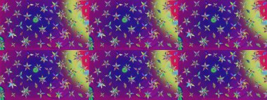 Elle çizilmiş çiçek desenli Raster çizimi. Tekstil, kumaş, ambalaj, hatıra defteri için hoş bir çiçek arkaplanı. Çocuksu tasarım. Mor ve mor arka planda.