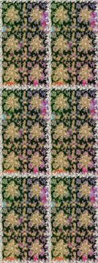 Çiçek süsü kumaş deseni, cam, çiçek desenli metal gri ve nötr renklerde altın elementler. Klasik raster altın pürüzsüz desen.