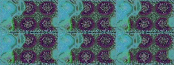 Tekstil, kumaş, ambalaj, hatıra defteri için hoş bir çiçek arkaplanı. Mavi arka planda. El çizimi çiçekli, pürüzsüz bir desen. Çocuksu tasarım.