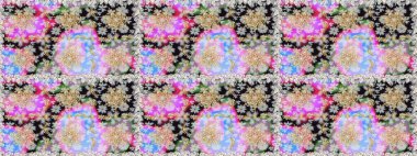 Klasik raster sarısı, kusursuz desen. Çiçek süsü kumaş deseni, cam, çiçek desenli metal gri ve nötr renklerde altın elementler..