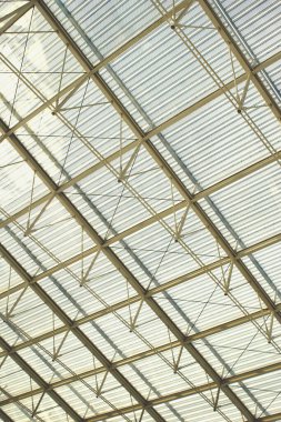 Boşluk Çerçeve Yapılarıyla Cam Çatı Penceresi