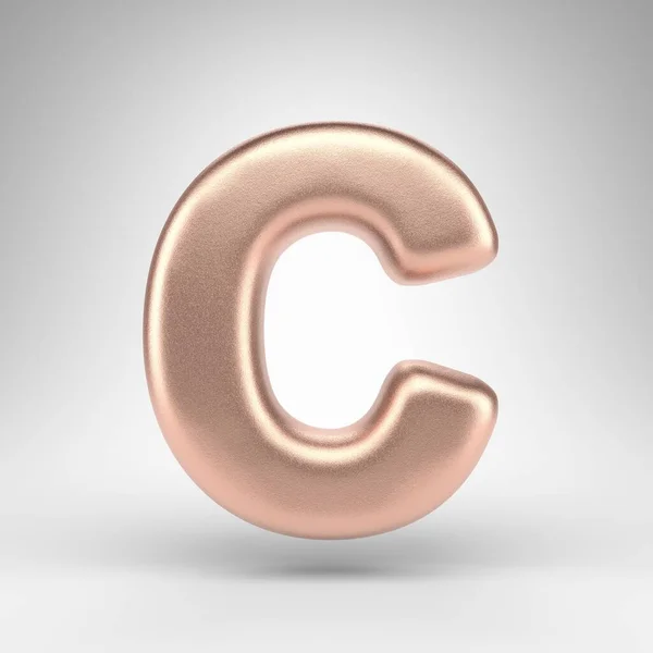 Letra C mayúscula sobre fondo blanco. Carta 3D de cobre mate con textura metálica brillante. — Foto de Stock