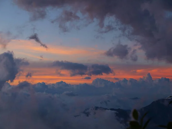 Zonsondergang Boven Bergen Met Afterglow — Stockfoto