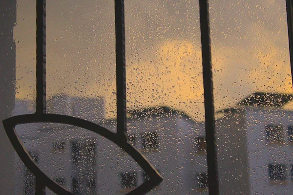 Droppe Fönstret Vid Solnedgången — Stockfoto