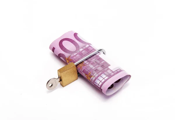 Beş yüz Euro kilitli