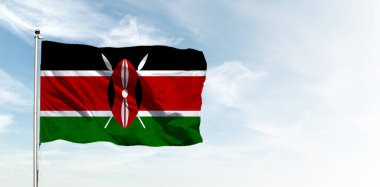 Mavi gökyüzünde Kenya bayrağı. Yatay panoramik pankart.