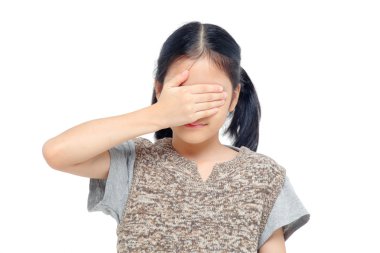 Çocuğun gözleri kapsayan