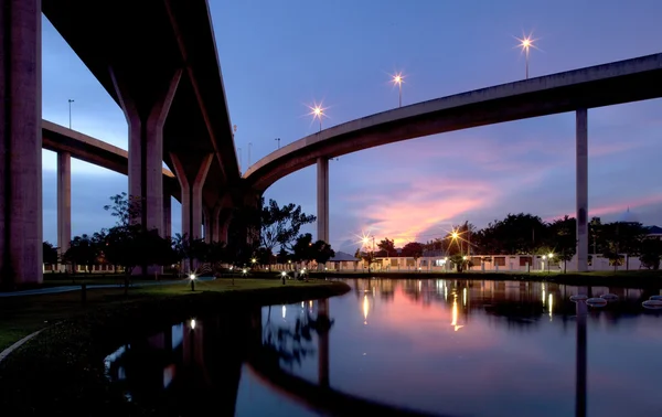 A estrada de anel industrial, em Bangkok, Tailândia . — Fotografia de Stock