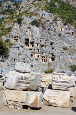 Türkiye demre antik Likya myra kaya mezar kalıntıları