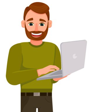 Laptop kullanan bir adam. Sakallı bir adam dizüstü bilgisayar tutuyor. Beyaz arka planda izole edilmiş sevimli bir adam..