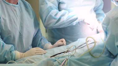 Göğüs Hastanesi ameliyathane kozmetik ameliyat cerrah. Mammoplasty