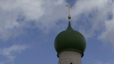 Kilise bulutlar