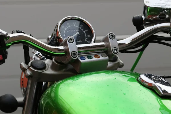 Velocímetro Una Motocicleta Verde — Foto de Stock