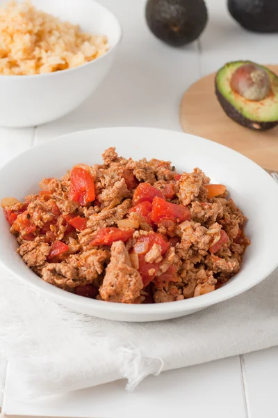 Fried ground meat with tomatoes ready for tacos — Stock Photo, Image