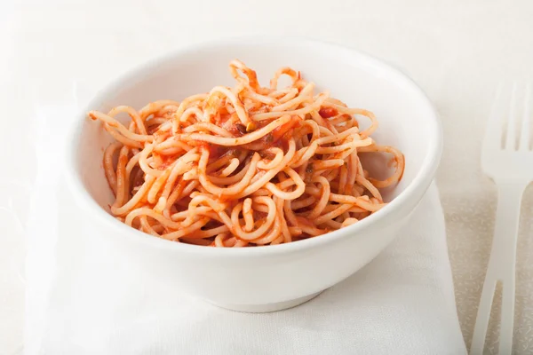 domates soslu spagetti 