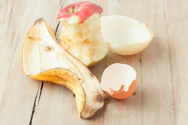 ahşap rustik kutusunda gıda kompost