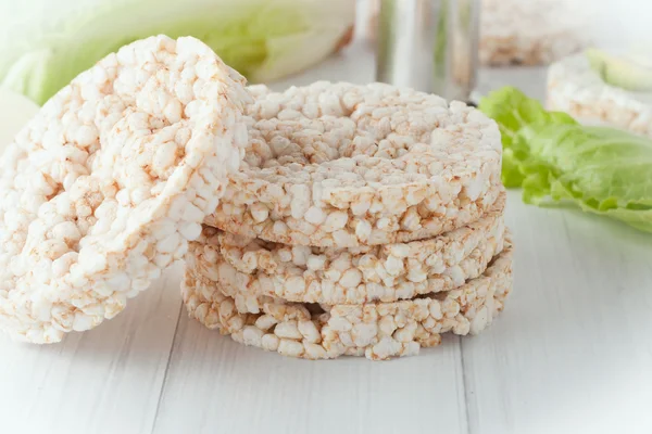 Una pila de tortas de arroz llano — Foto de Stock