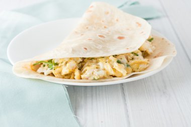 Kahvaltı yumurta börek