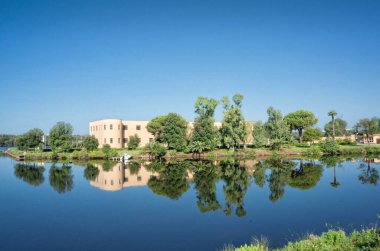 Sabaudia Gölü Manzarası - Circeo Ulusal Parkı - Latin İtalya
