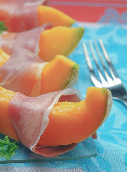 Frischer Schinken und Melone — Stockfoto