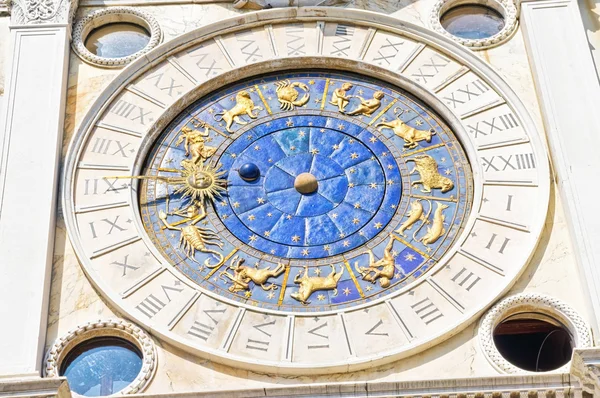 ゾディアック時計ヴェネツィア イタリア — ストック写真