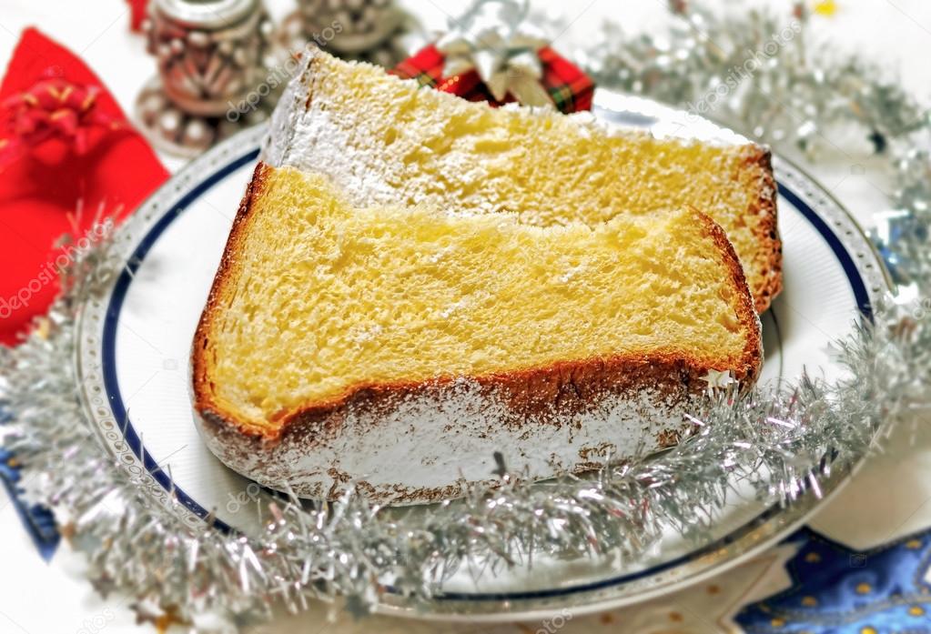 Pandoro cake