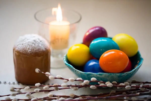 Easter cake with easter eggs — Stock Photo, Image