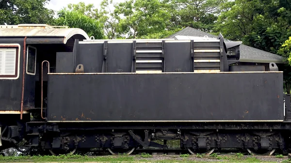 Vintage balck tren ferrocarril transporte elevación —  Fotos de Stock