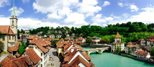 Tarihi eski şehir şehir Bern Panoraması — Stok fotoğraf