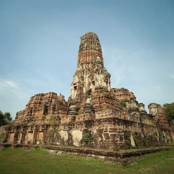Magnifique temple à Ayutthaya. Thaïlande . — Photo