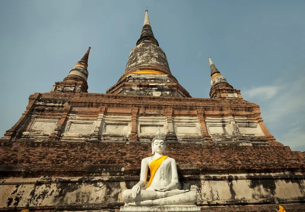 Beautiful temple in Ayutthaya. Thailand. — Stock Photo, Image