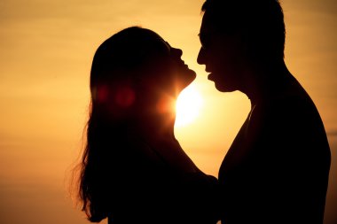 kaç aşk arka ışık siluet deniz günbatımı zamanı, tarih içinde