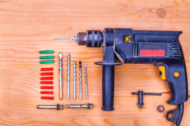 Ufak tefek duvar fişleri ile etkisi sondaj Kafesli döşeme ayarla