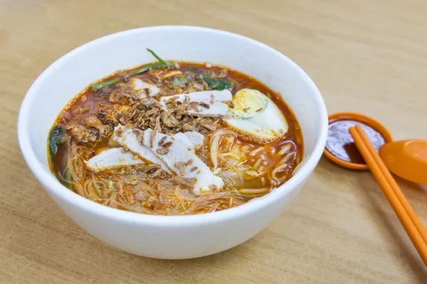 Jednoduché no frills krevetové nudle nebo hokkien mee, populární jídlo v Penang, Malajsie — Stock fotografie