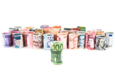 Notlarında toplu para birimi Euro önünde yığını