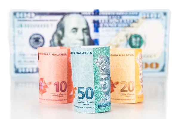 私たちドルに対するマレーシア リンギの通貨ノートのクローズ アップ — ストック写真