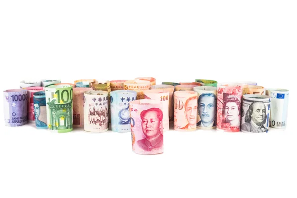 Stapel aufgerollter Banknoten mit chinesischem Yuan-Renminbi hin und her — Stockfoto